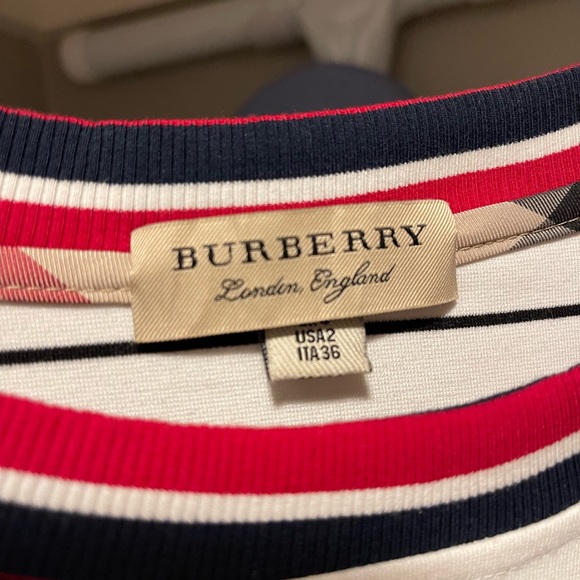 BURBERRY Dress!! - Picture 8 of 9